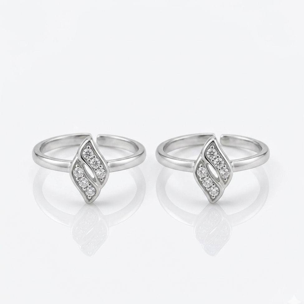 Shimmering Wave Jodvi 925 Silver Toe Ring
