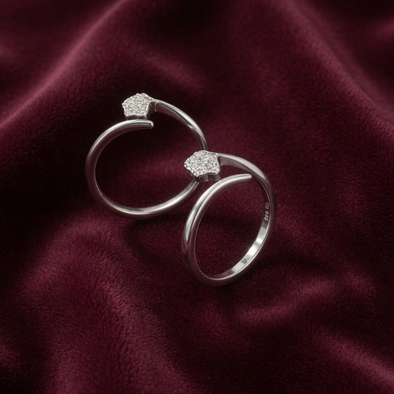 Shimmering Blossom 925 Silver Toe Ring