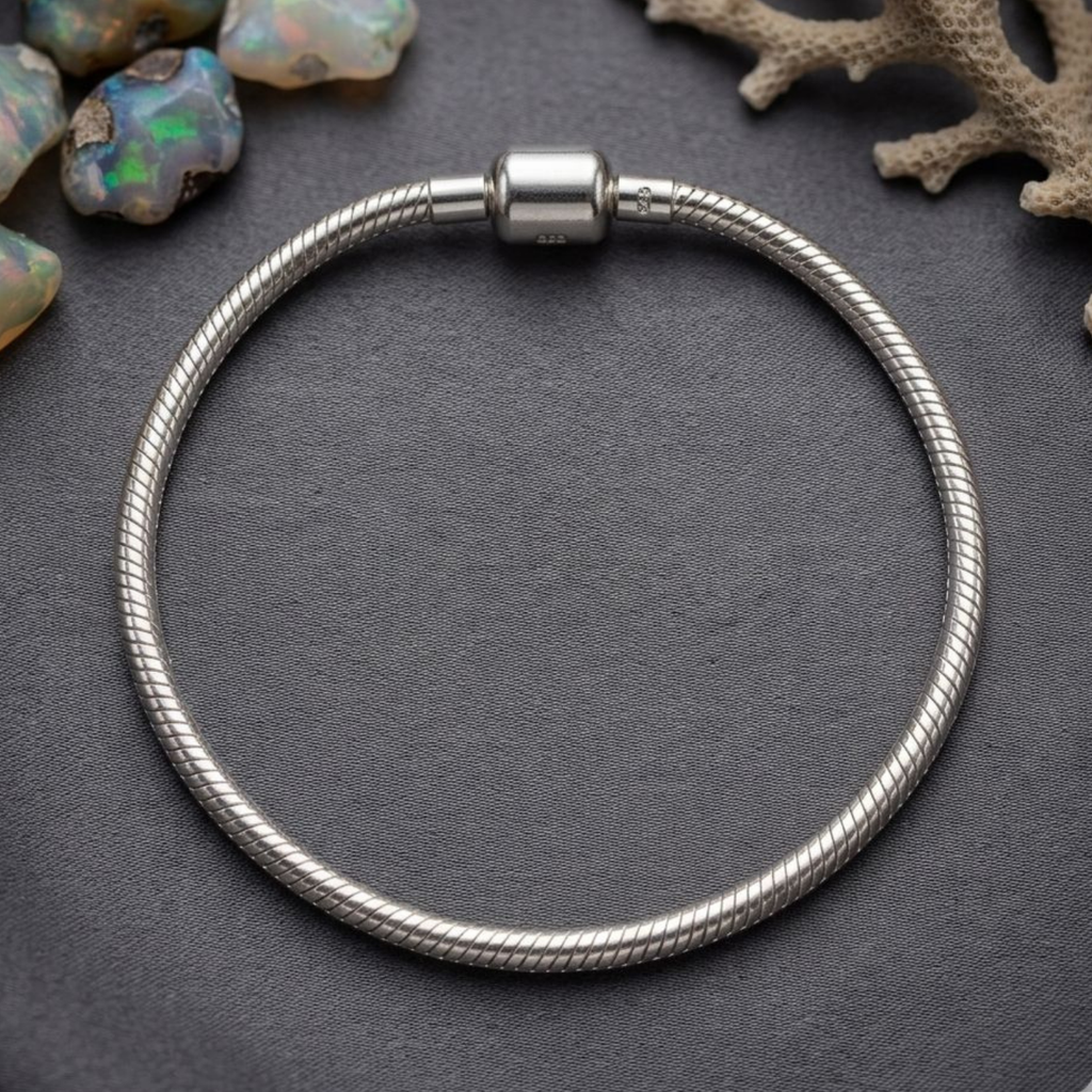 925 Sterling Silver Snake Chain Bracelet with Screw Barrel Lock