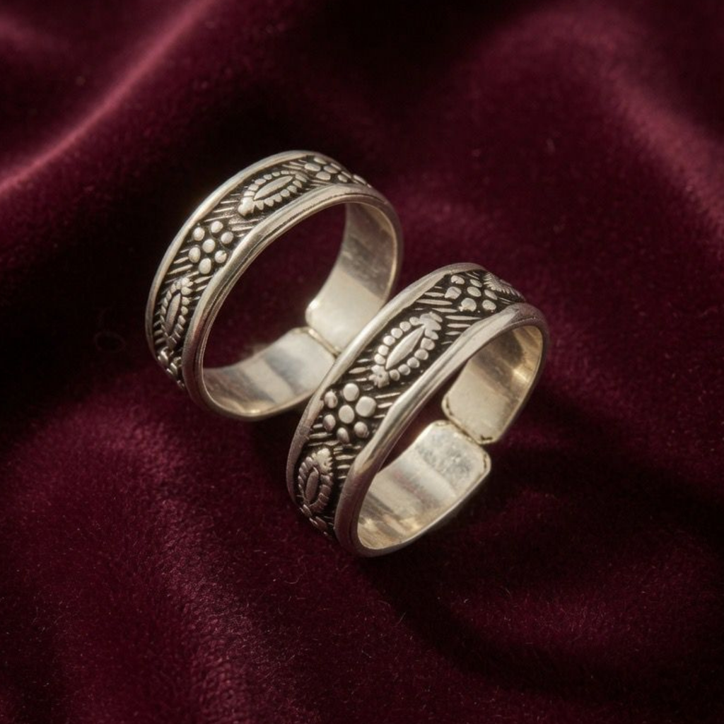 Traditional Engraved Adjustable 925 Silver Toe Ring