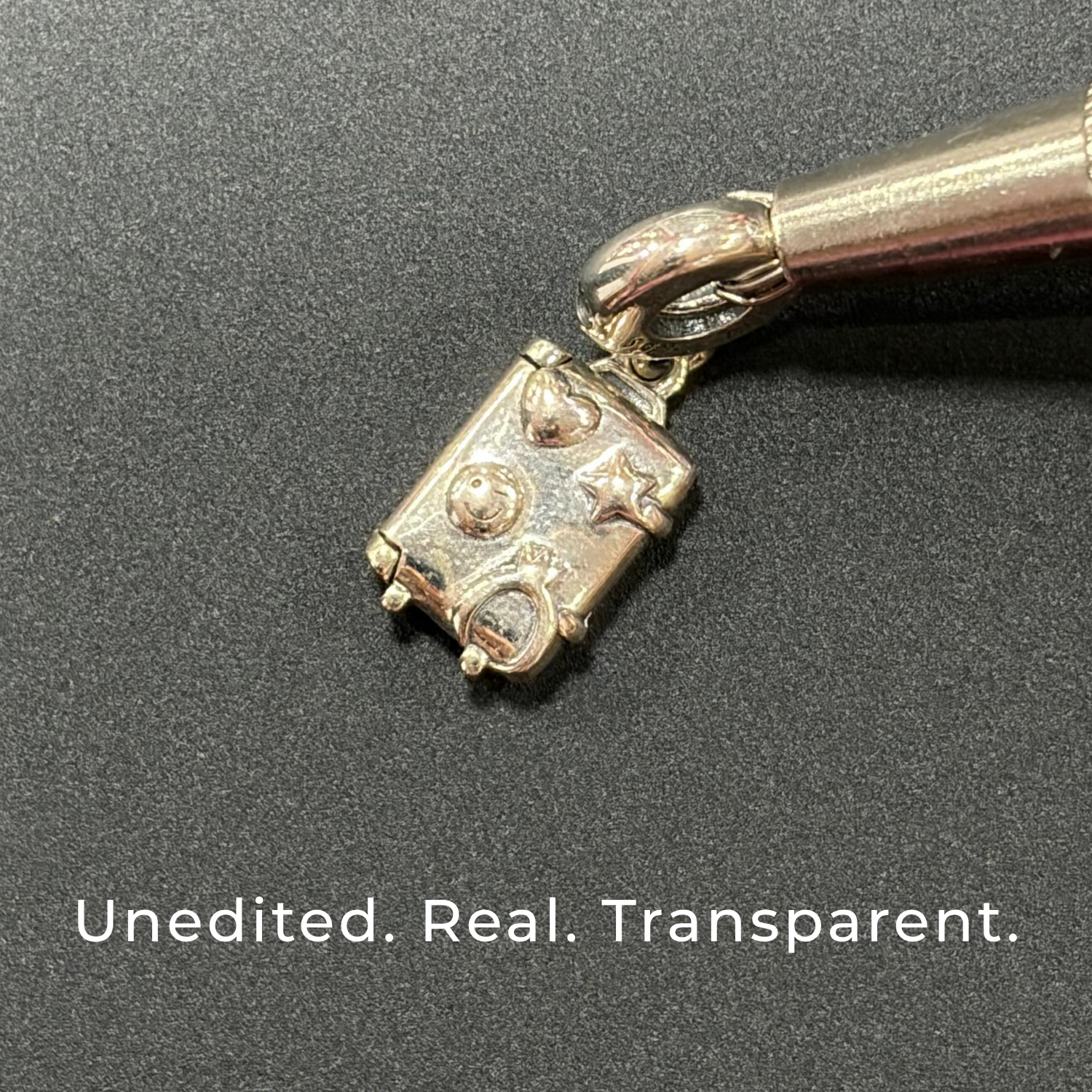 Travel Charm – Openable Suitcase with Photo Insert (925 Silver)