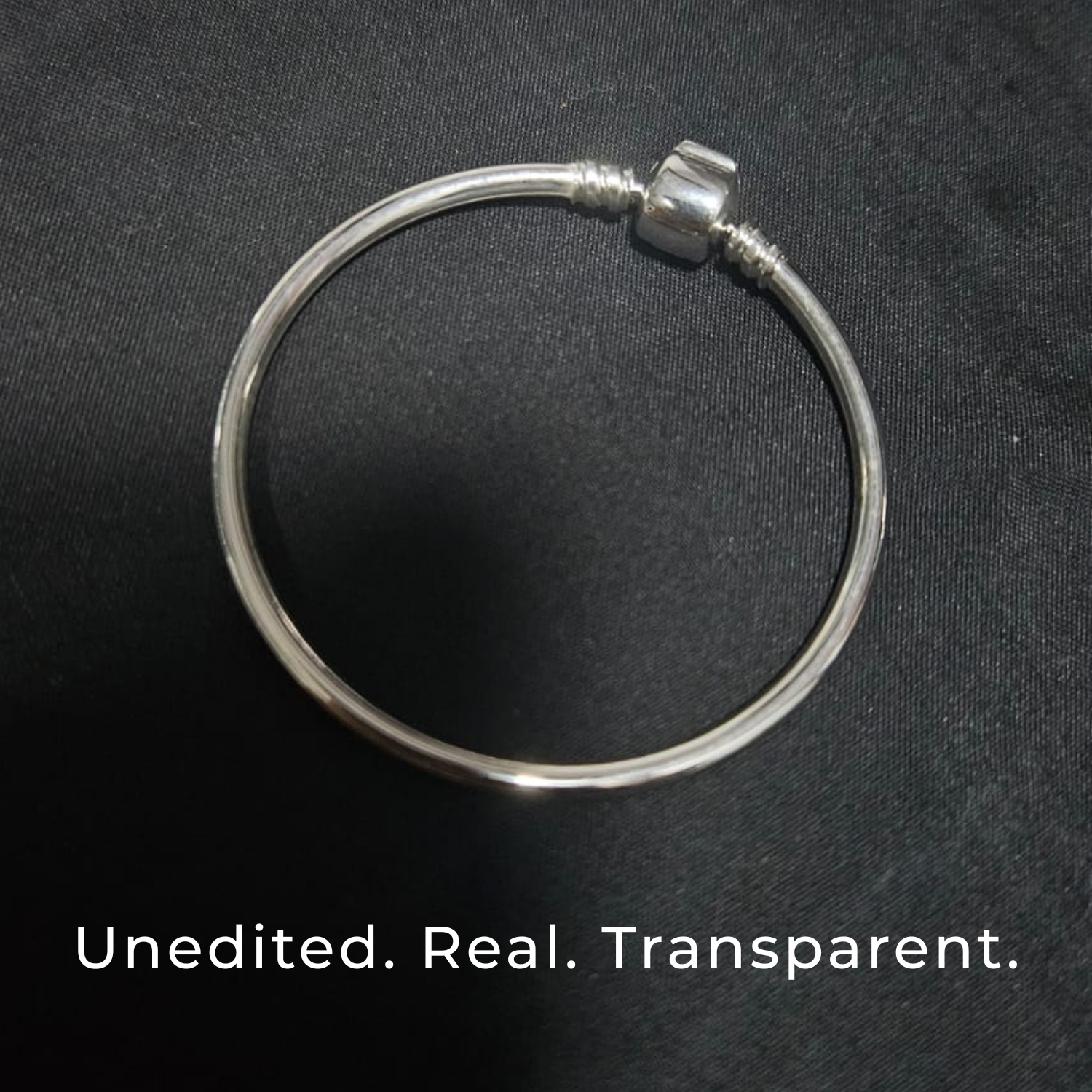 925 Silver Signature Sleek Bangle ✨