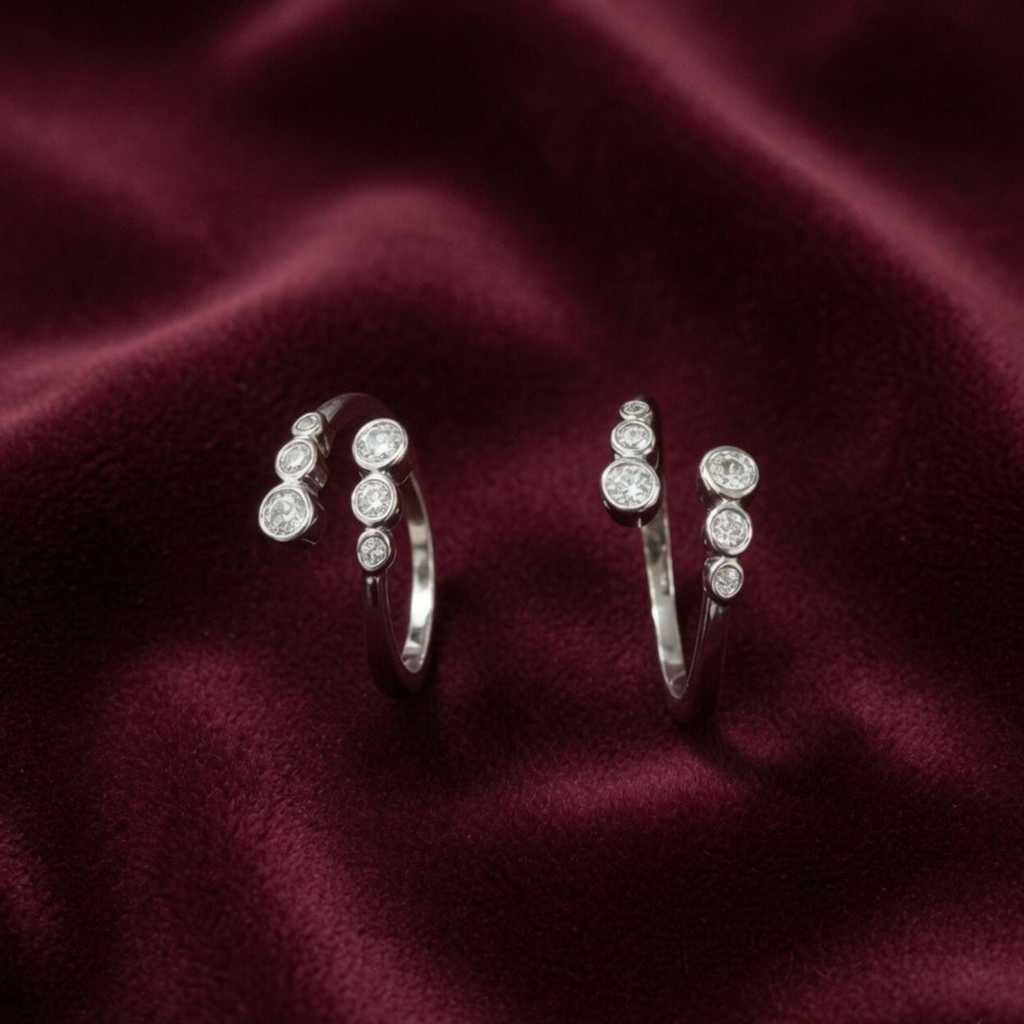 Sparkling Stones Adjustable 925 Silver Toe Ring