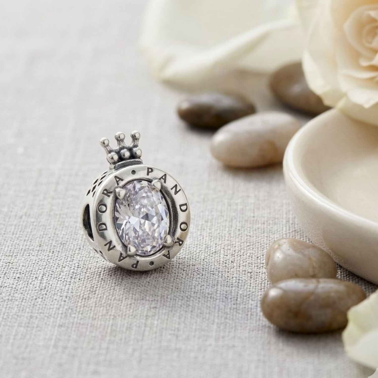 925 Silver Regal Crown Sparkling O Charm