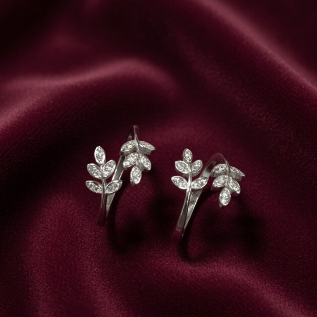 Sparkling Leaf Adjustable 925 Silver Toe Ring