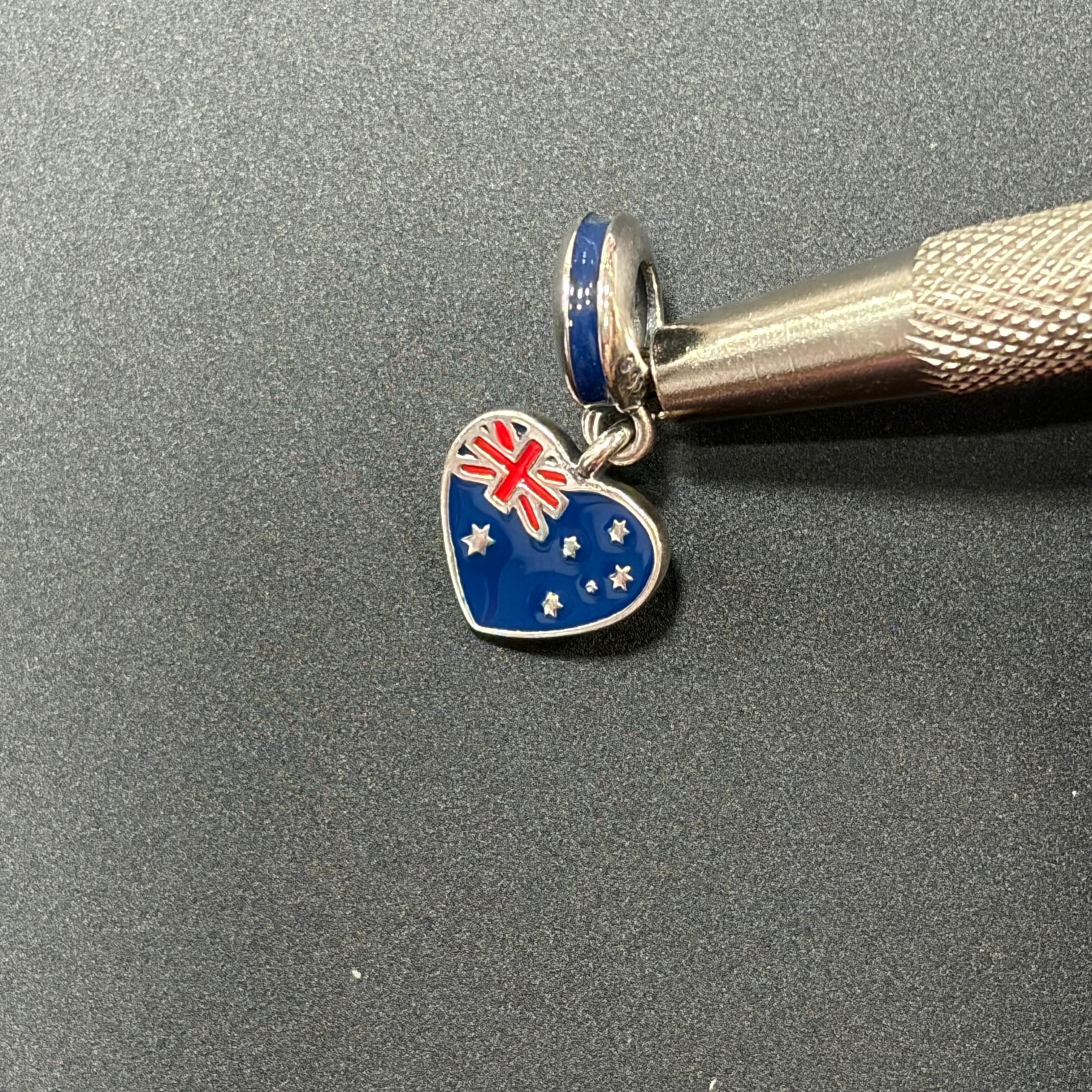 925 Silver Australia Heart Travel Dangle Charm