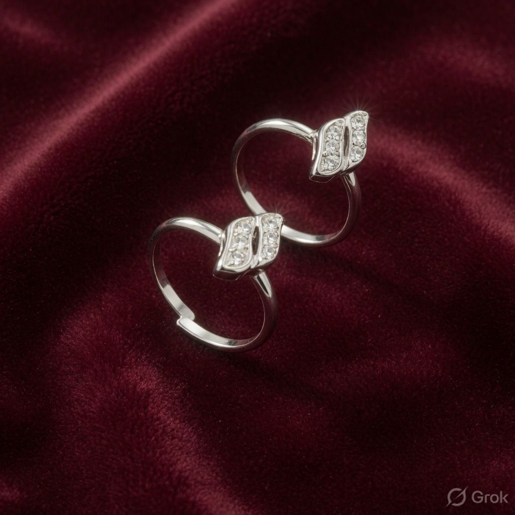 Shimmering Wave Jodvi 925 Silver Toe Ring