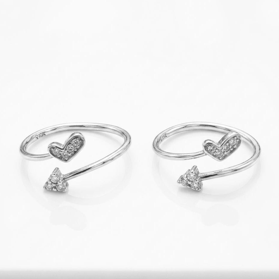 Shimmering Heart & Arrow Bypass Jodvi 925 Silver Toe Ring